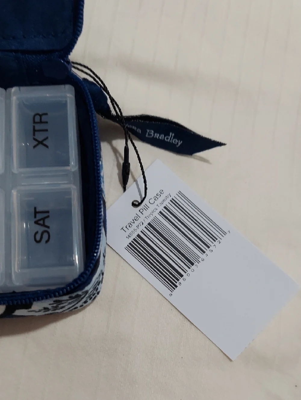 Vera Bradley Navy Blue Floral Zip Travel Pill Case - Picture 4 of 4